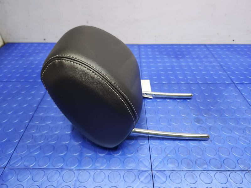 2014 Ford Focus Headrest