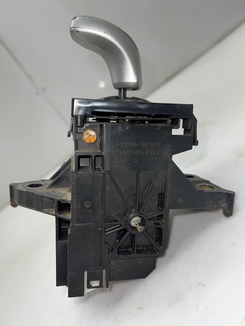 2010 - 2015 Toyota Prius Automatic Gear Shifter Assembly OEM 33550-47053