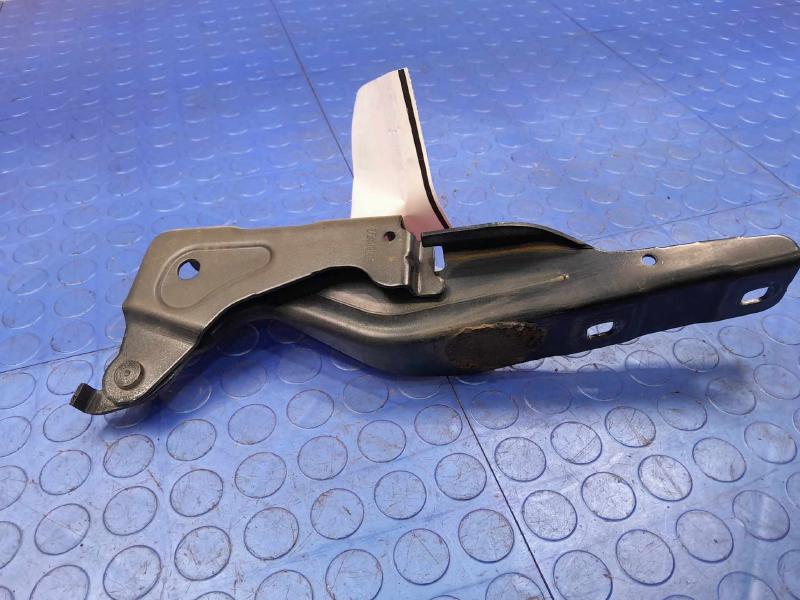 2018 Jeep Compass Hood Hinge