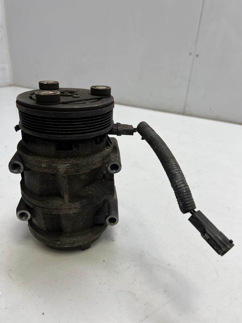 1990 Ford Econoline E-250 A/C Air Compressor