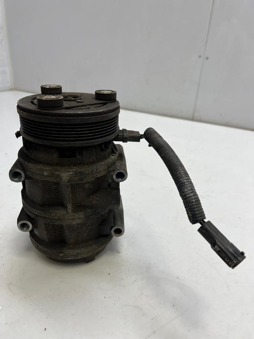 1990 Ford Econoline E-250 A/C Air Compressor