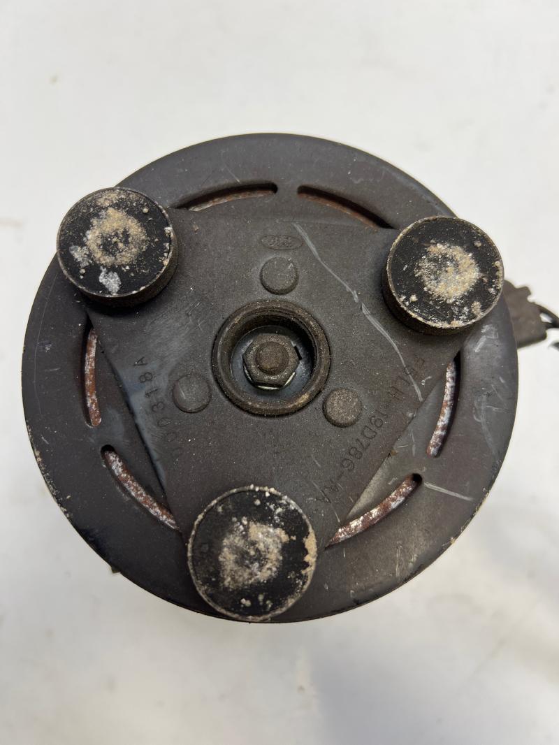 1990 Ford Econoline E-250 A/C Air Compressor