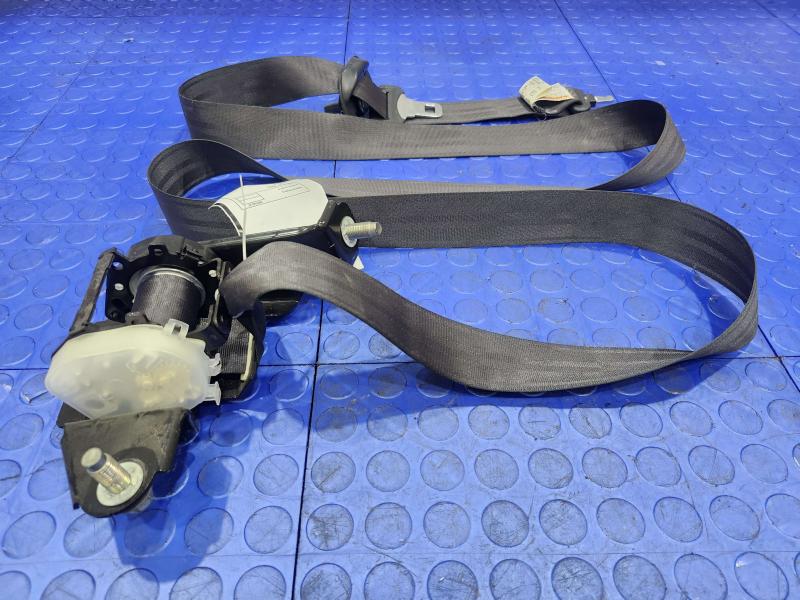 2011 Honda Pilot Rear Seat Belt