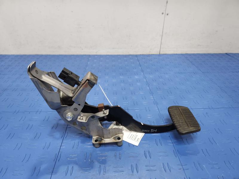 2018 Subaru Forester Brake Pedal