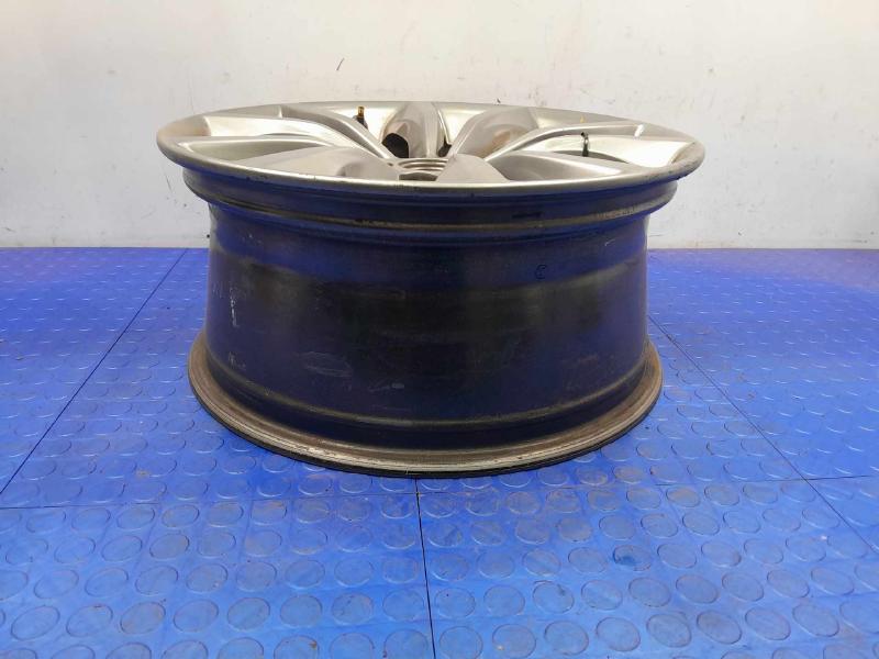 2015 Chrysler 200 Wheel