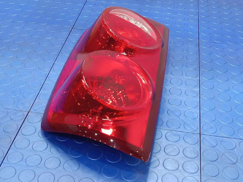 2002 Dodge Ram 1500 Tail Light Assembly