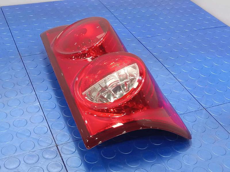 2002 Dodge Ram 1500 Tail Light Assembly