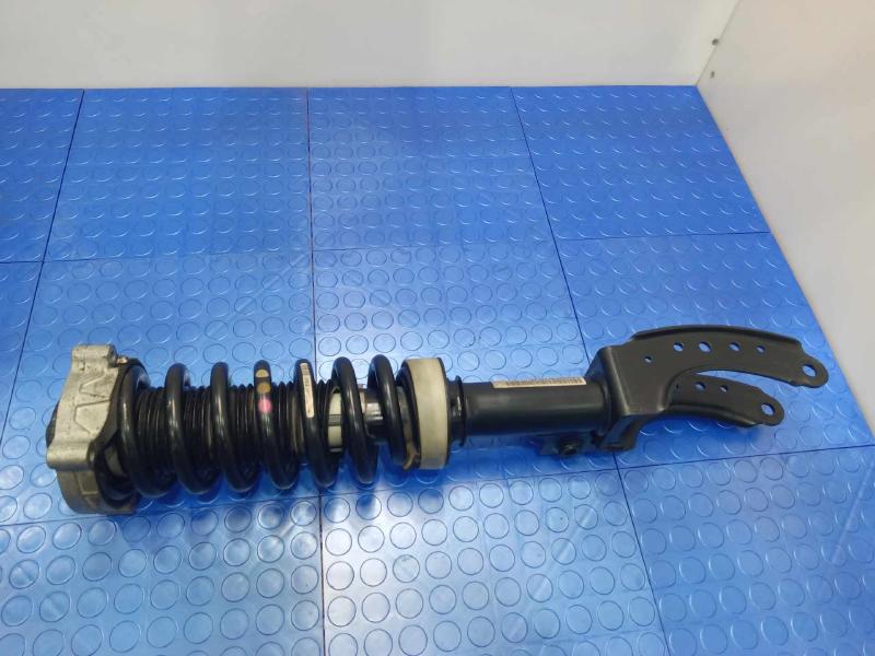 2015 Audi Q7 Strut Assembly