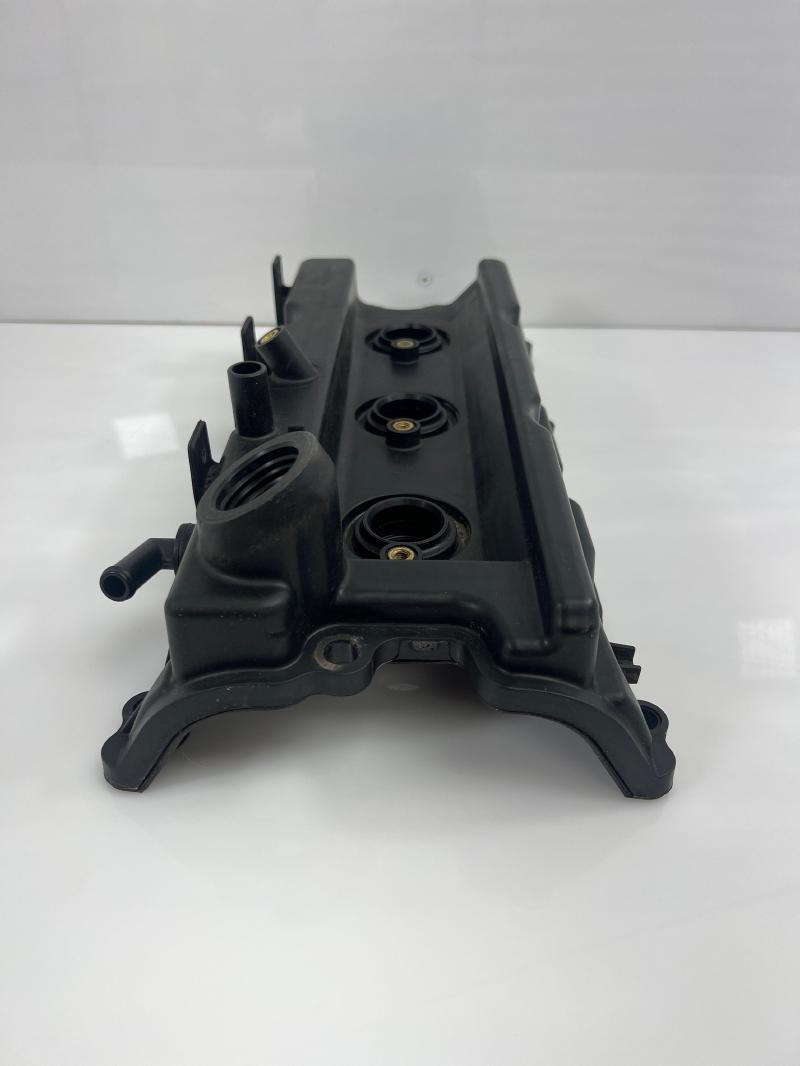 2006 Nissan Pathfinder Valve Cover