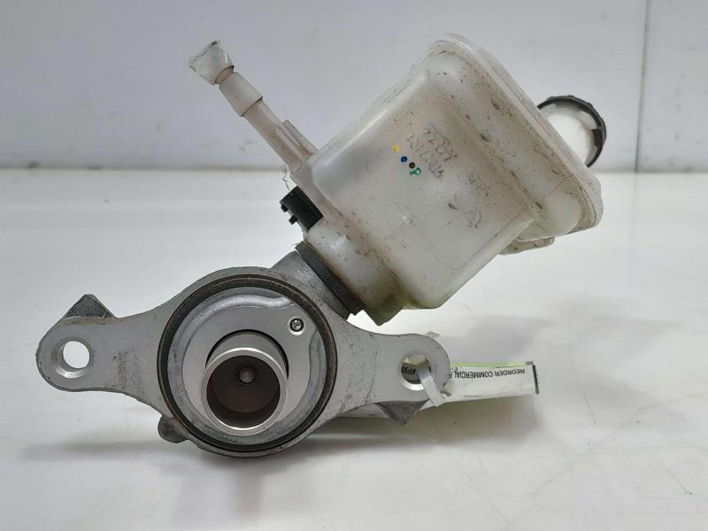 2014 - 2019 Nissan Versa Brake Master Cylinder Assembly OEM D60103BA6B