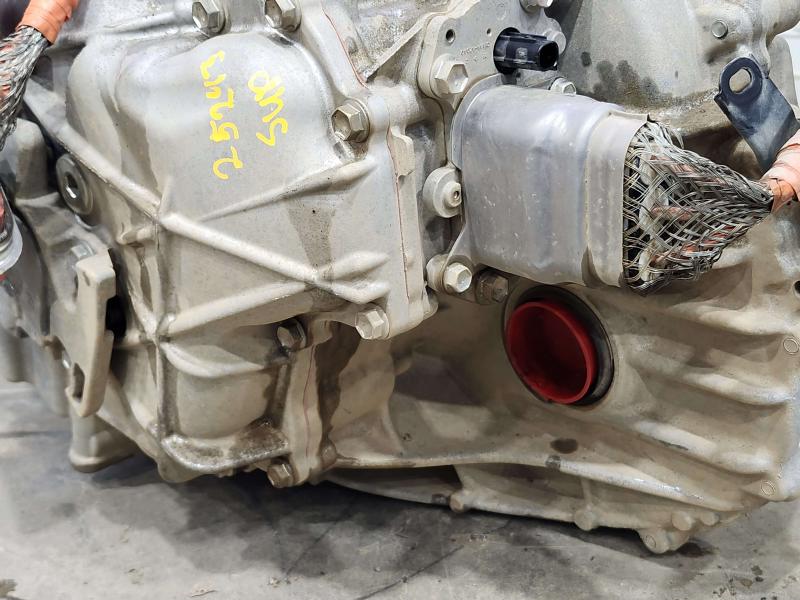 2013 Toyota Prius Transmission Assy.