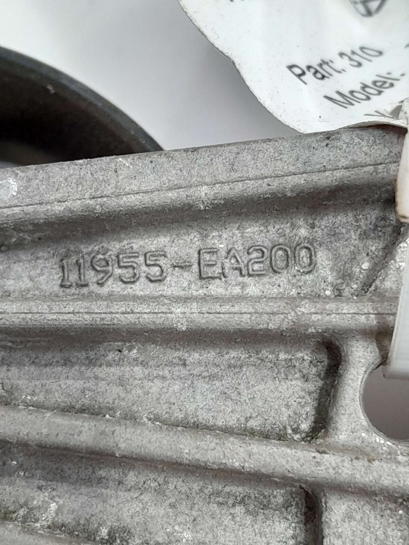 2006 Nissan Xterra Engine Belt Tensioner