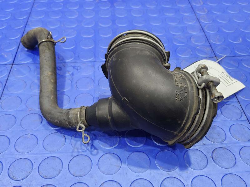 2010-2015 Toyota Prius 1.8L Enigne Air Cleaner Hose Genuine OEM 1788137120