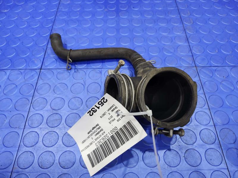 2010-2015 Toyota Prius 1.8L Enigne Air Cleaner Hose Genuine OEM 1788137120
