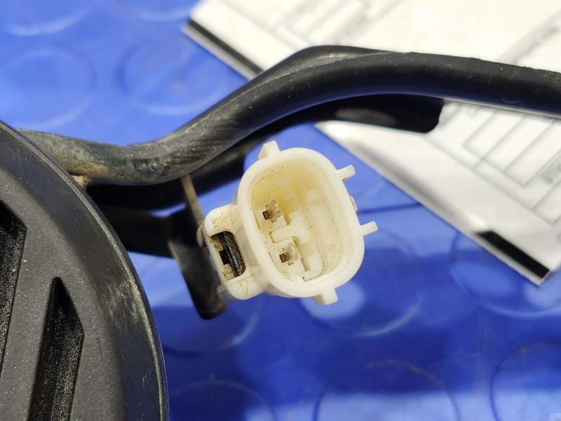 2013 Toyota Prius Horn