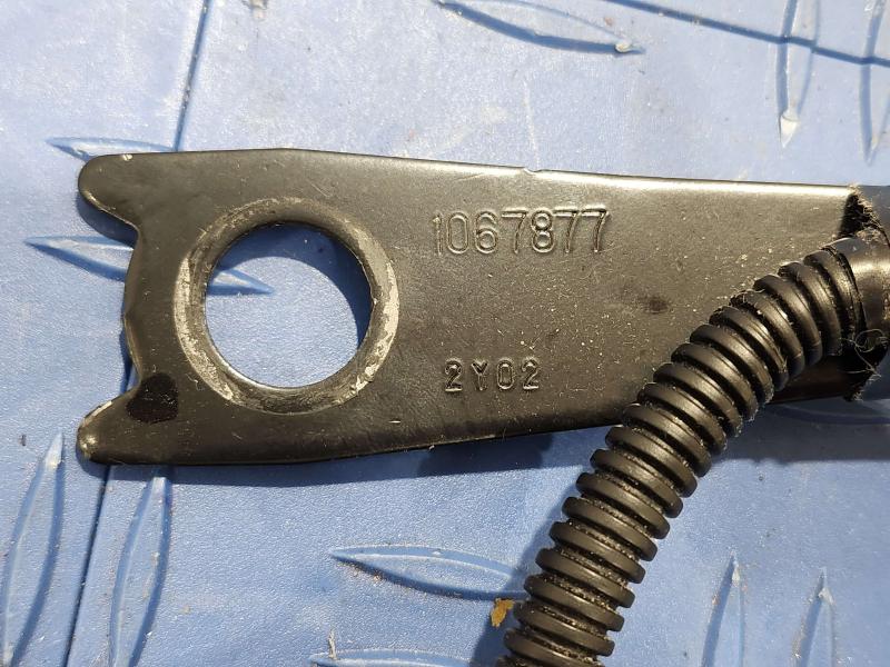 2013 Toyota Yaris Front Seat Belt