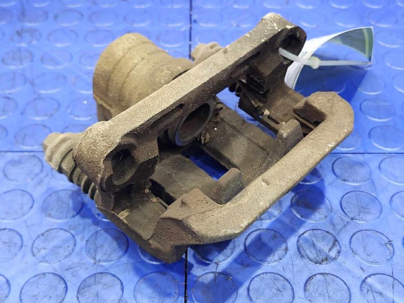 2014 Nissan Frontier Caliper