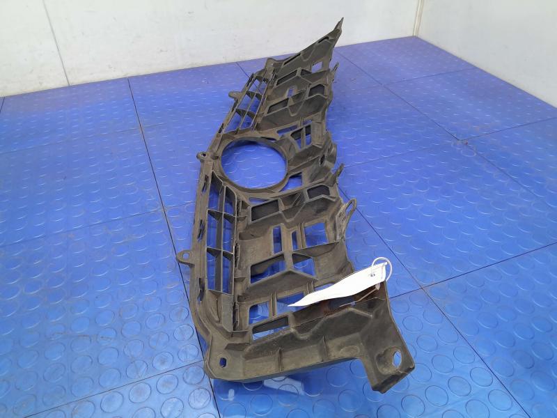 2012-2015 Toyota Prius Upper Bumper Radiator Grille Genuine OEM 5311147040