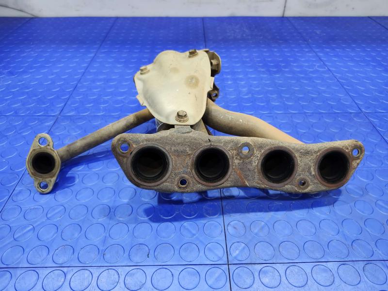 2013 Toyota Prius Exhaust Manifold