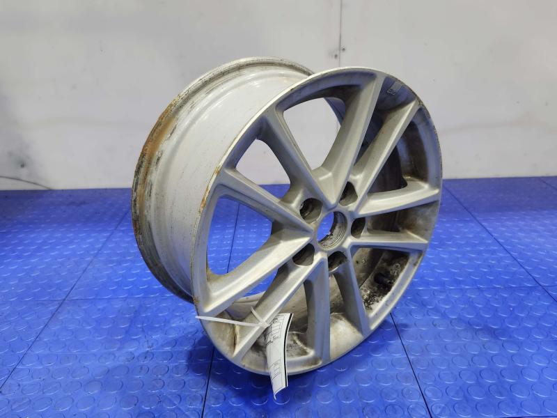2017 Ford Focus Wheel