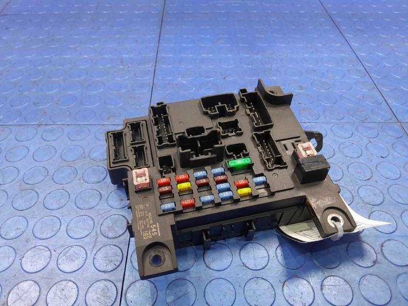 2020 Mitsubishi Outlander Sport Cabin Fuse Box