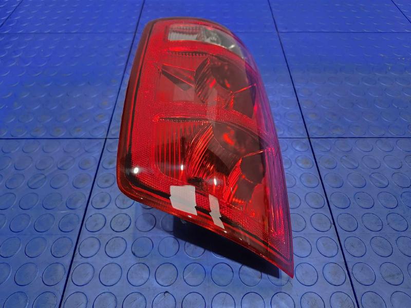 2002 Dodge Ram 1500 Tail Light Assembly
