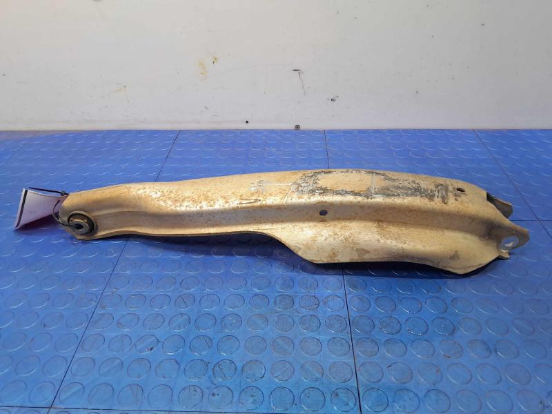 2015 Chrysler 200 Lower Control Arm Rr