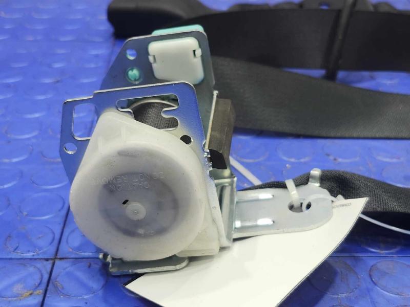 2016 Toyota Corolla Rear Seat Belt