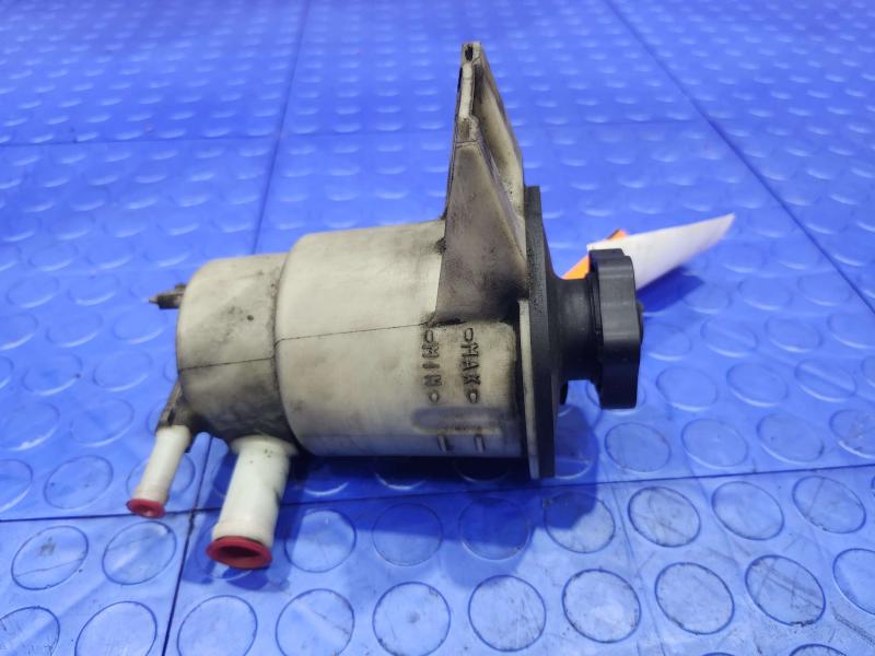 2006 Ford Mustang Power Steering Reservoir