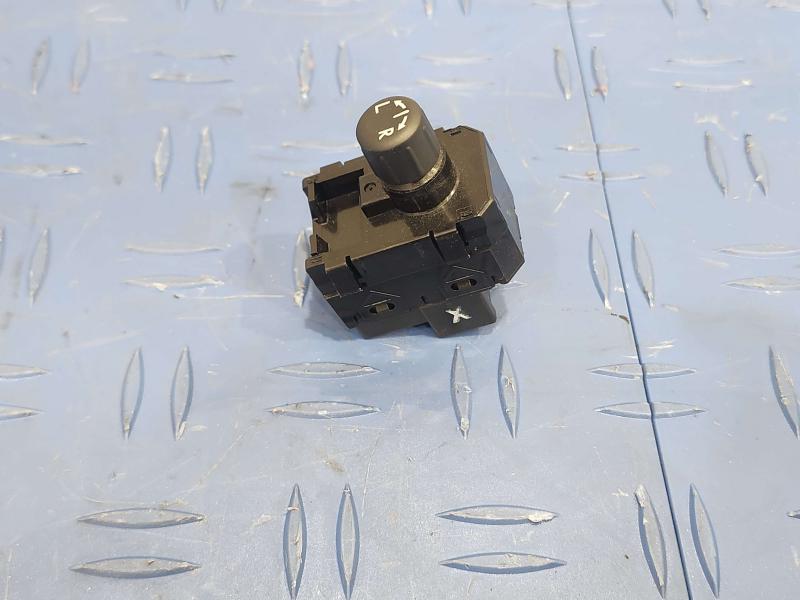 2018 Subaru Forester Door Switch Front
