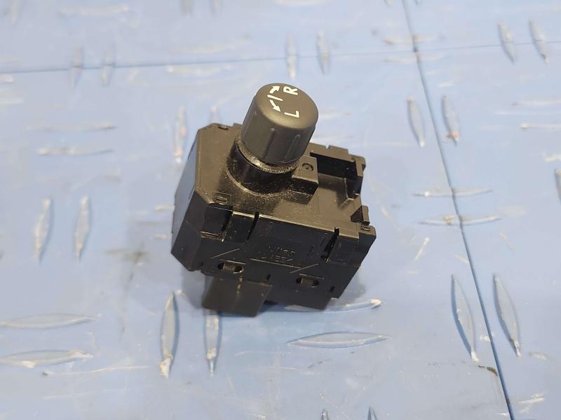 2018 Subaru Forester Door Switch Front