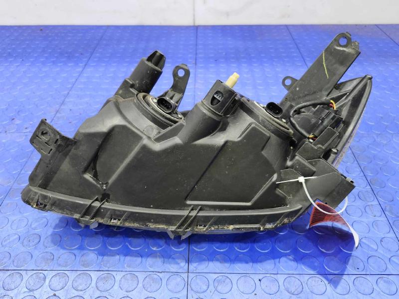 2010 Toyota RAV4 Headlamp Assembly