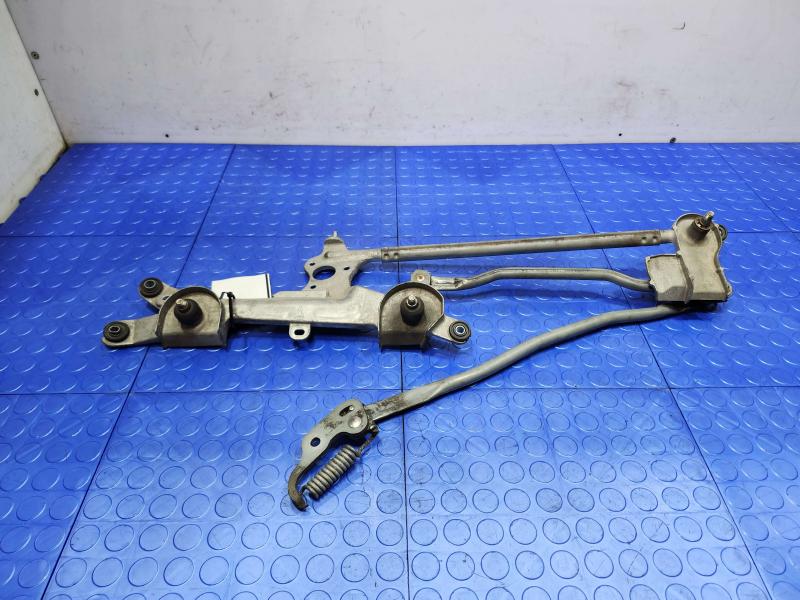 2010 Toyota Prius Wiper Trans. Linkage