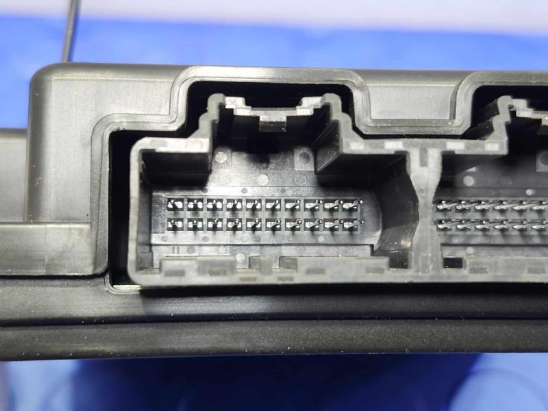 2014 Cadillac CTS Sedan Keyless Entry Control Module Genuine OEM 13594368
