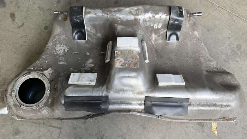 2007 2008 Jaguar XKR Fuel Tank Gas Tank Assembly OEM C2P8273