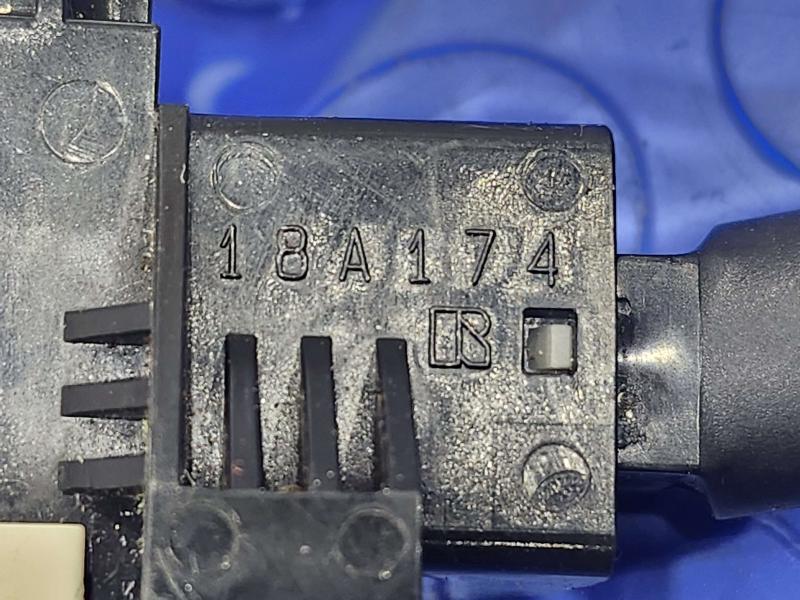 2006 Toyota 4Runner Combination Switch