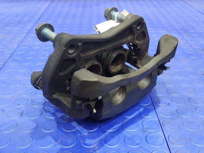 2013 Nissan Pathfinder Caliper