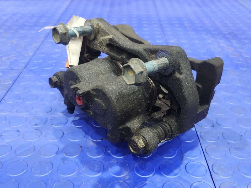 2013 Nissan Pathfinder Caliper