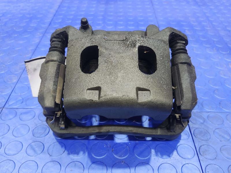 2013 Nissan Pathfinder Caliper