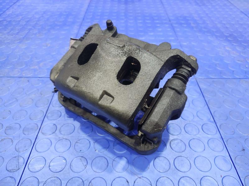 2013 Nissan Pathfinder Caliper