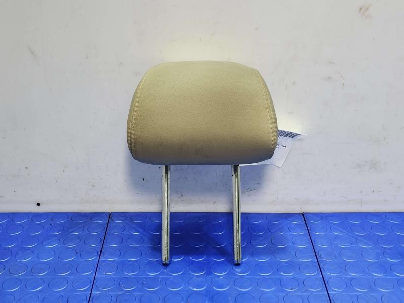 2015 Ford Fusion Headrest