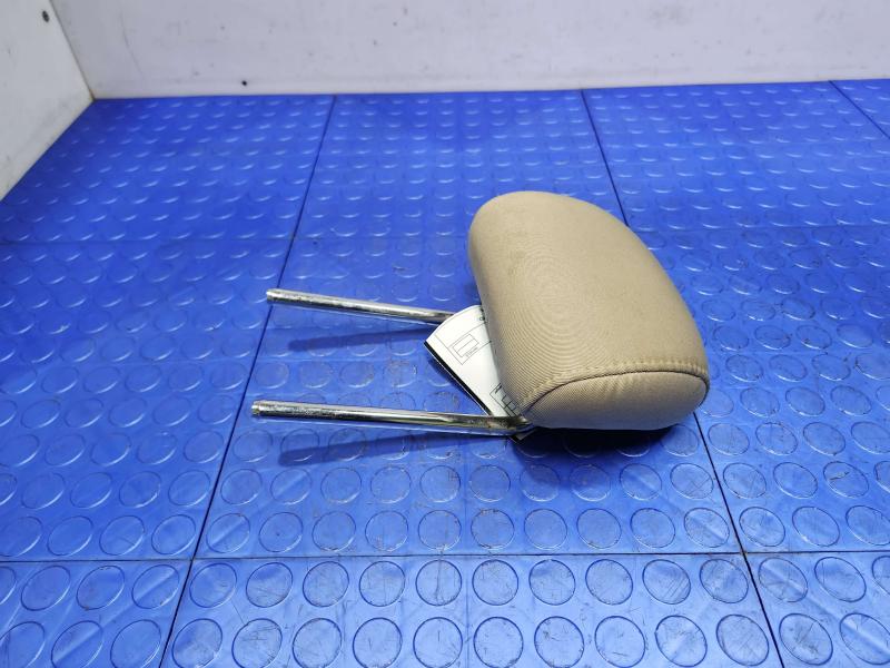 2015 Ford Fusion Headrest