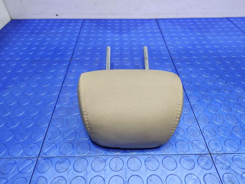 2015 Ford Fusion Headrest
