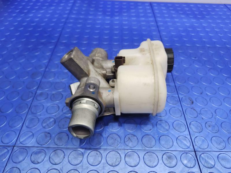 2018 Ford Expedition Master Cylinder