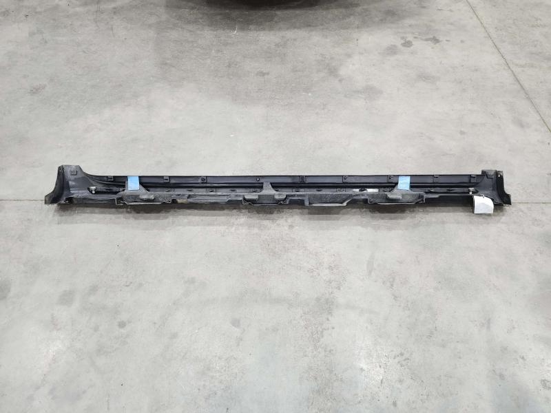 2013 Toyota Camry Rocker Moulding