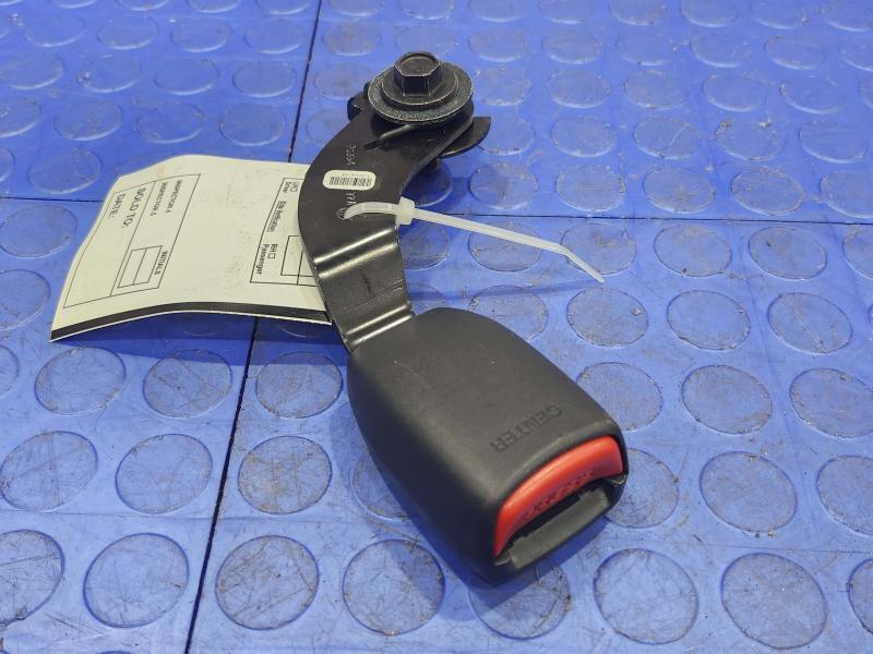 2011 Honda Pilot Rear Seat Belt