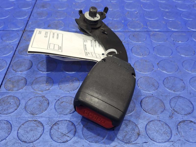 2011 Honda Pilot Rear Seat Belt