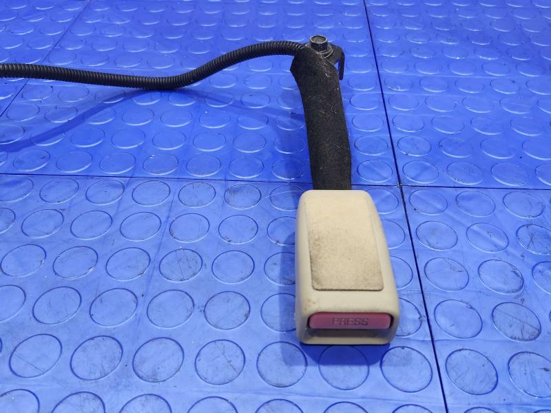 2011 Kia Sorento Front Seat Belt