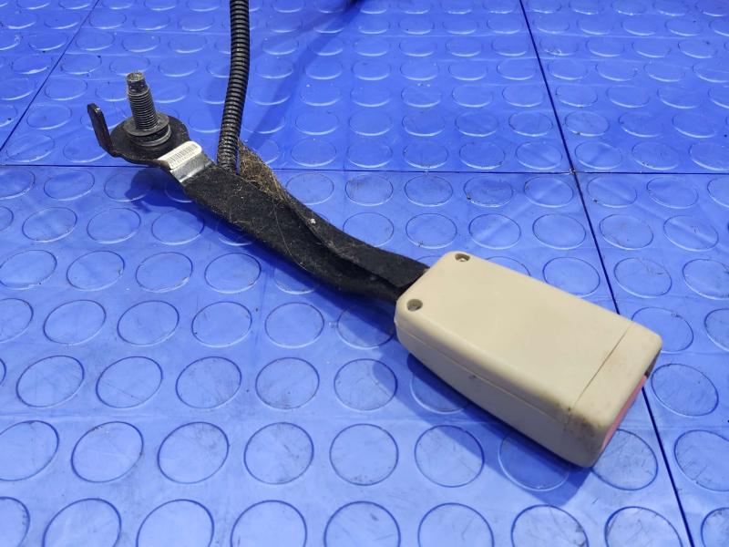 2011 Kia Sorento Front Seat Belt