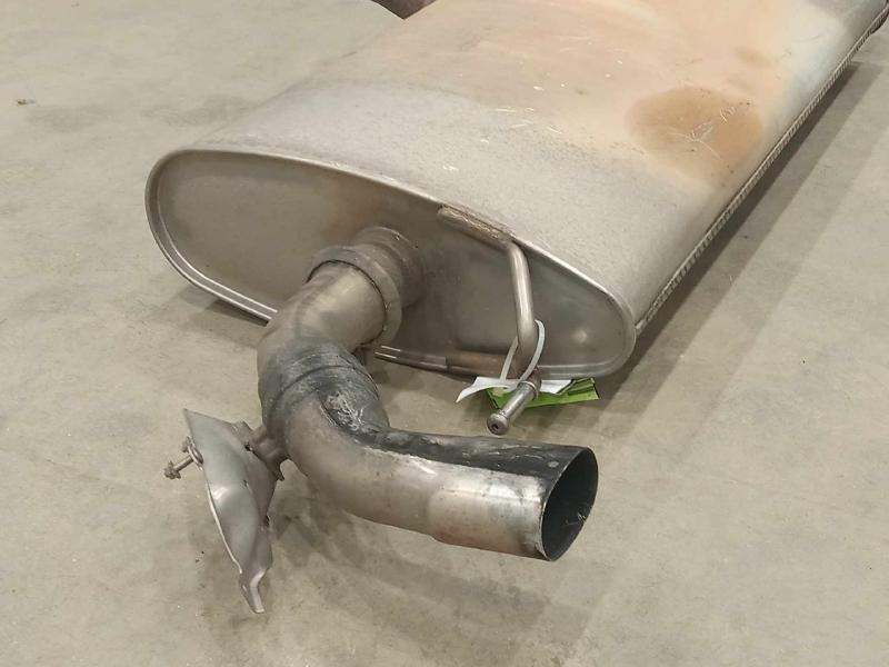 2016-2018 Volvo XC90 T6 Rear Exhaust Muffler Genuine OEM Part 31686589